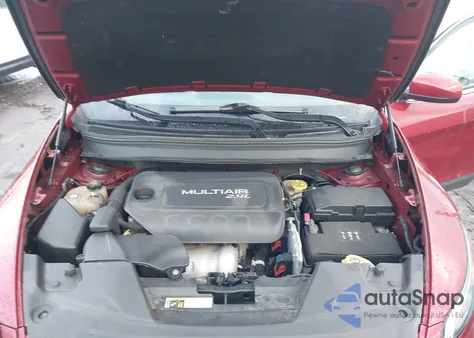 2015 Jeep Cherokee Latitude из США, поврежденный, VIN 1C4PJMCB4FW521552